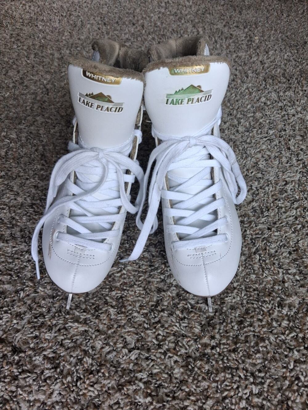 Lake Placid Whitney Figure Ice Skates Women's Size 4 White Fur Lined Sharp Blade
